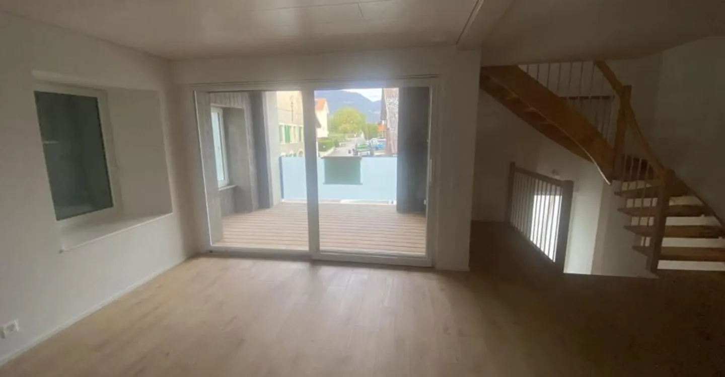 Casa di villaggio - Foto 2 di 12