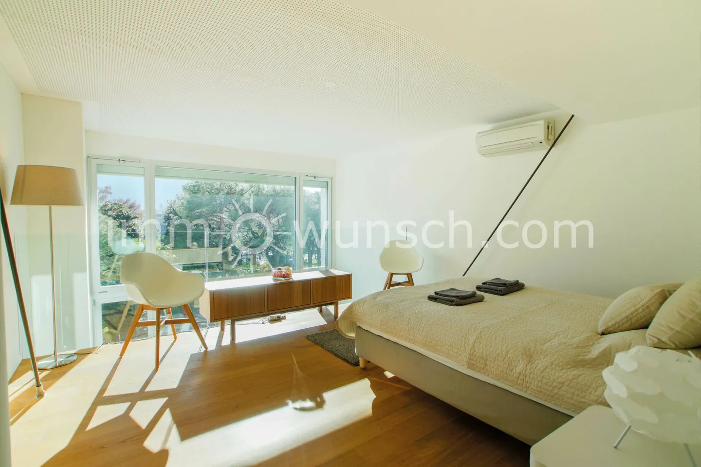 Direttamente sulla splendida passeggiata lungo il lago - appartamento maisonette di 3 ½ locali - Foto 5 di 11