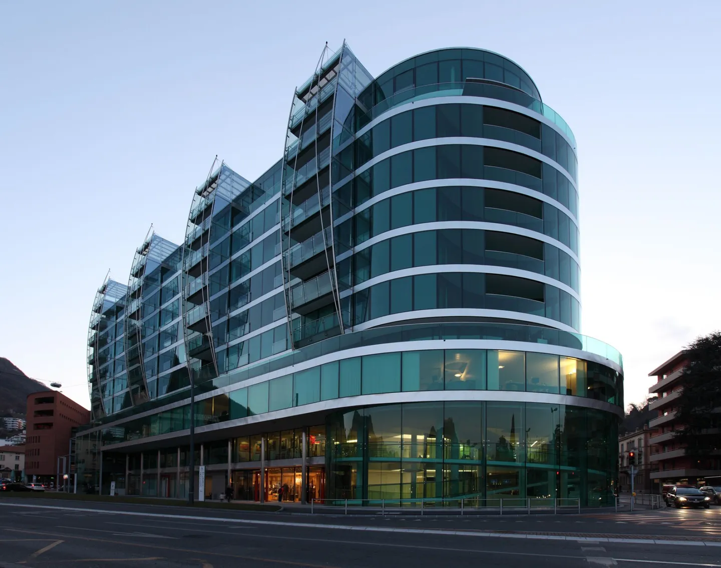 Prestigioso ufficio al decimo piano all'interno di Palazzo Mantegazza - Foto 1 di 6