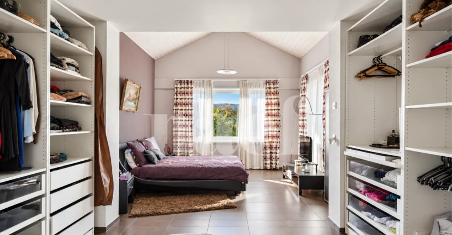 Villa individuelle cossue de 6,5 pièces avec dépendances - Photo 7 sur 10