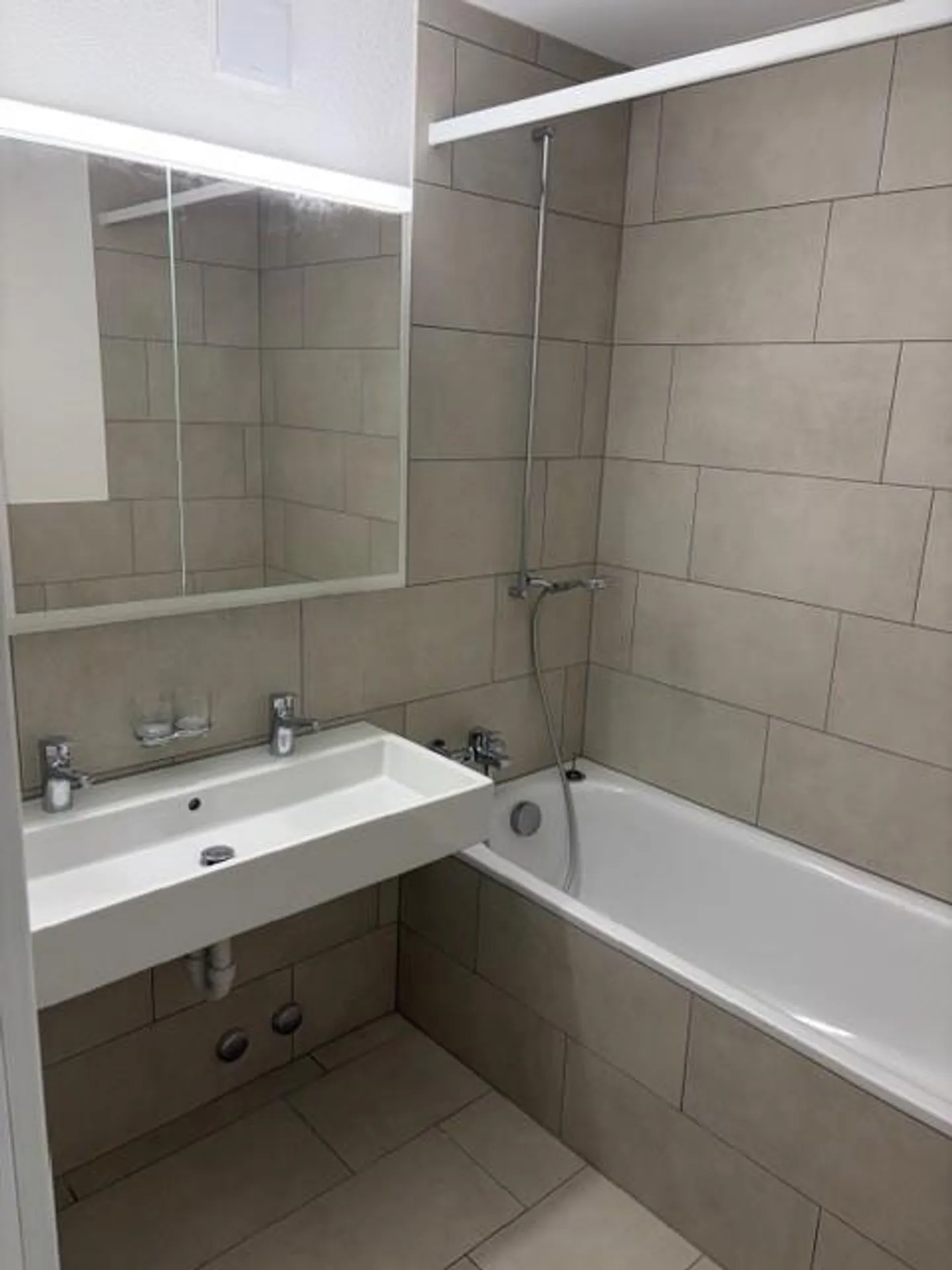 Appartamento 4 1/2 locali 1° piano F2-25 - Foto 8 di 9