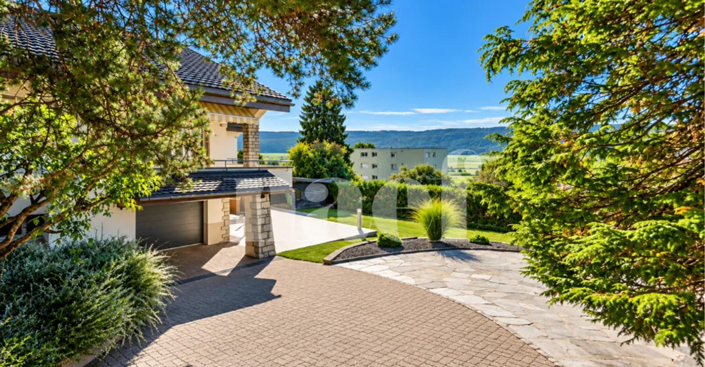 Villa individuelle cossue de 6,5 pièces avec dépendances - Photo 10 sur 10