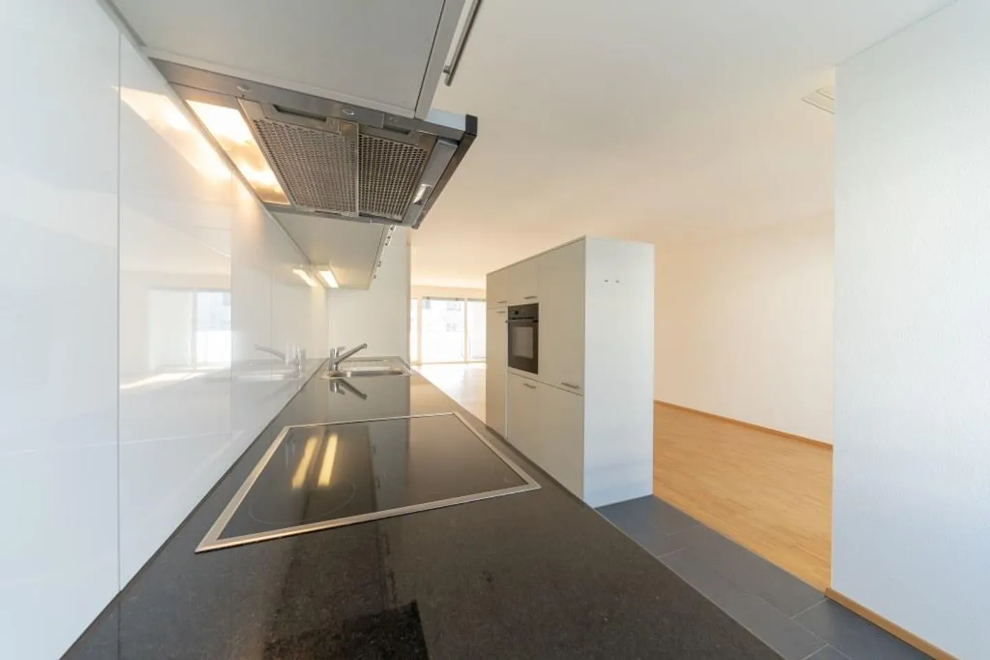 La tua nuova casa in un quartiere vivace! - Foto 2 di 7