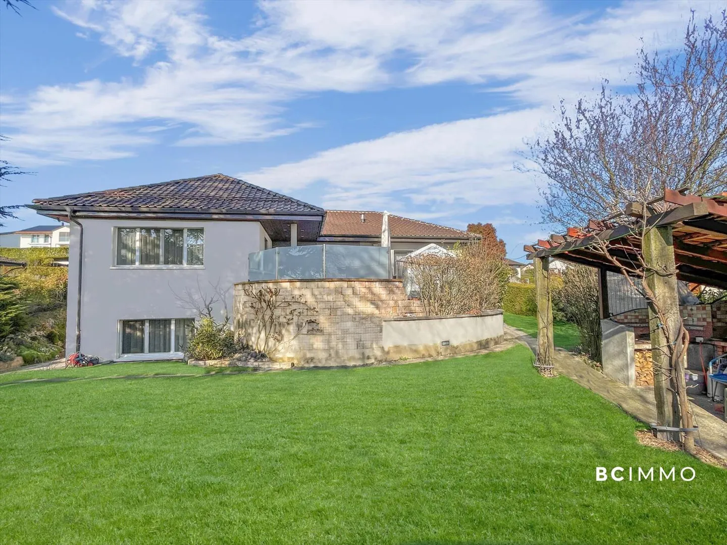 Casa singola in vendita - Foto 1 di 10