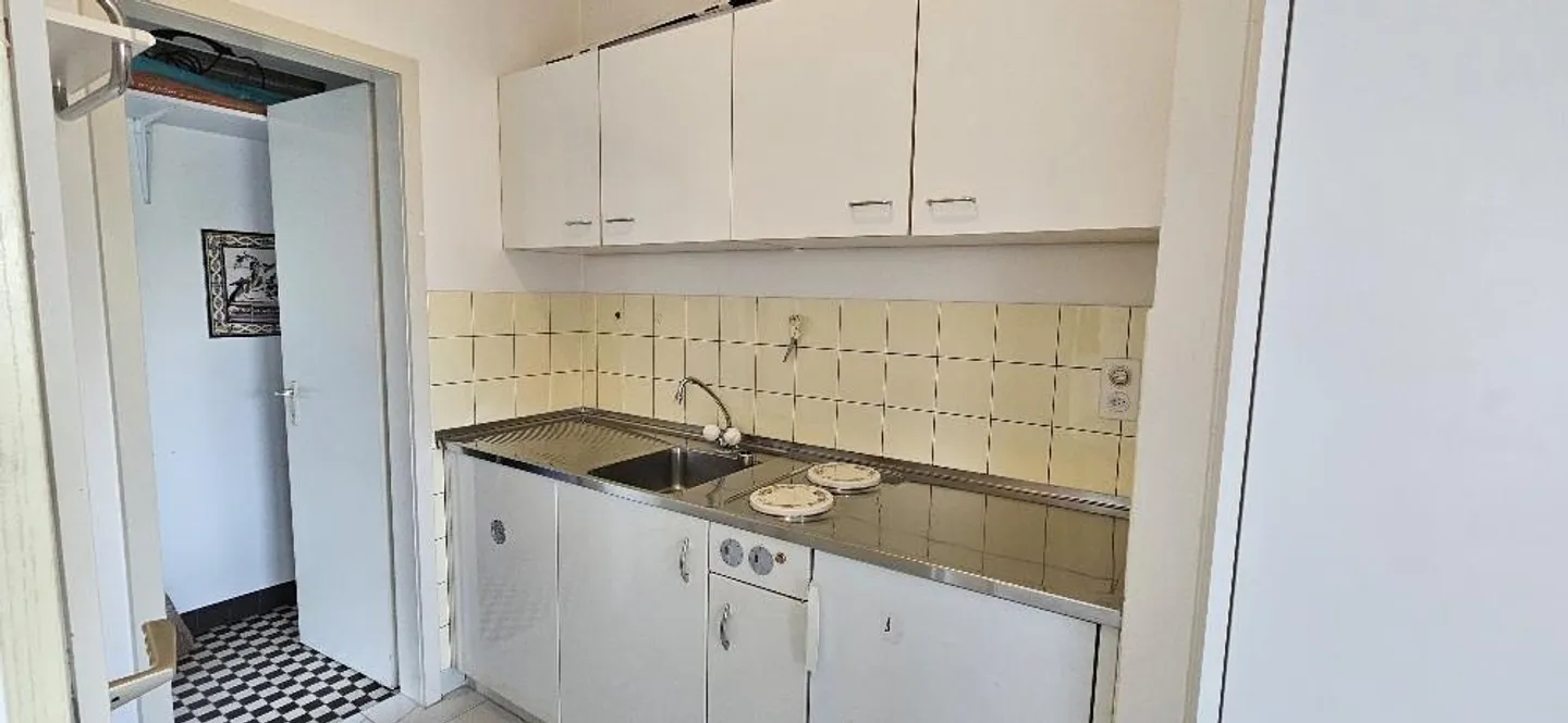 IN VENDITA 3 APPARTAMENTI CON INCANTEVOLE VISTA LAGO - Foto 11 di 11