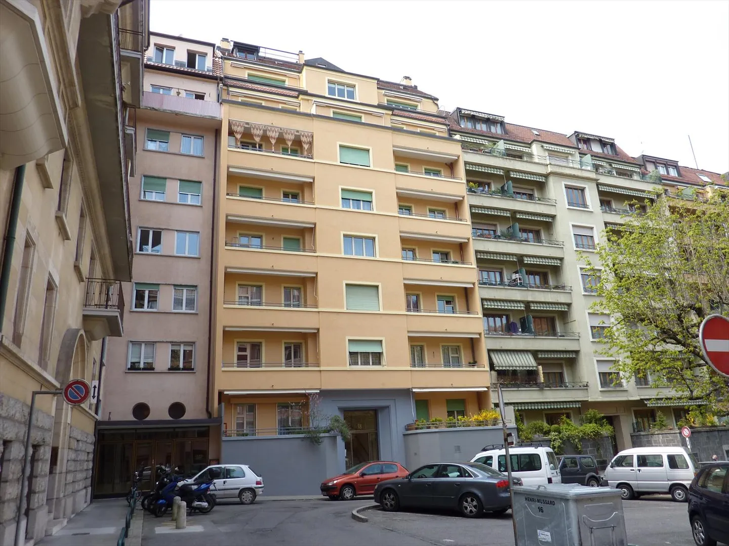 Prachtueuse appartement près du quartier des Eaux-Vives - Photo 2 sur 13