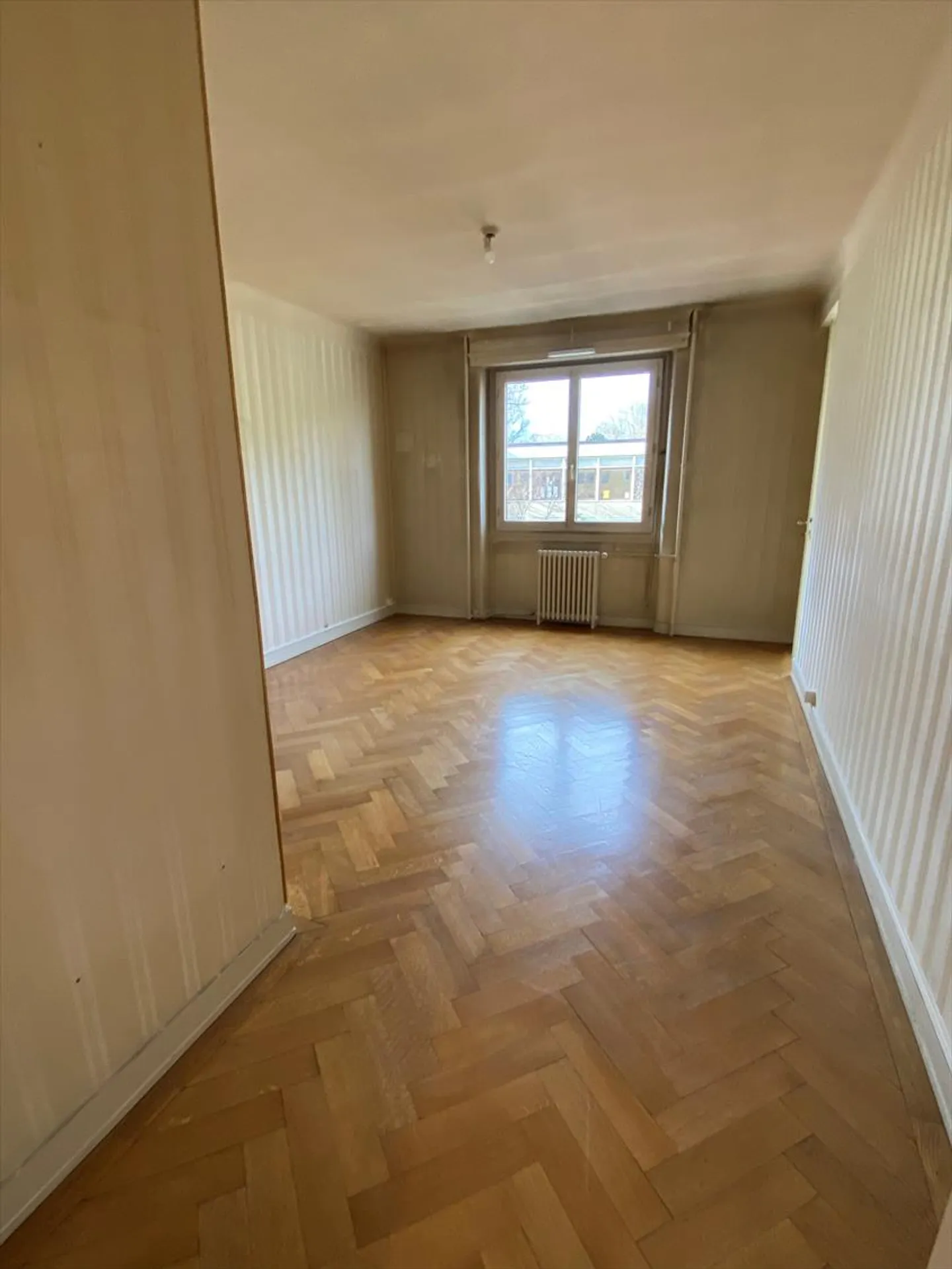 Prachtueuse appartement près du quartier des Eaux-Vives - Photo 6 sur 13