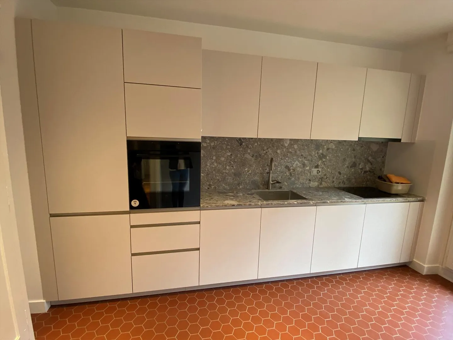 Prachtueuse appartement près du quartier des Eaux-Vives - Photo 9 sur 13