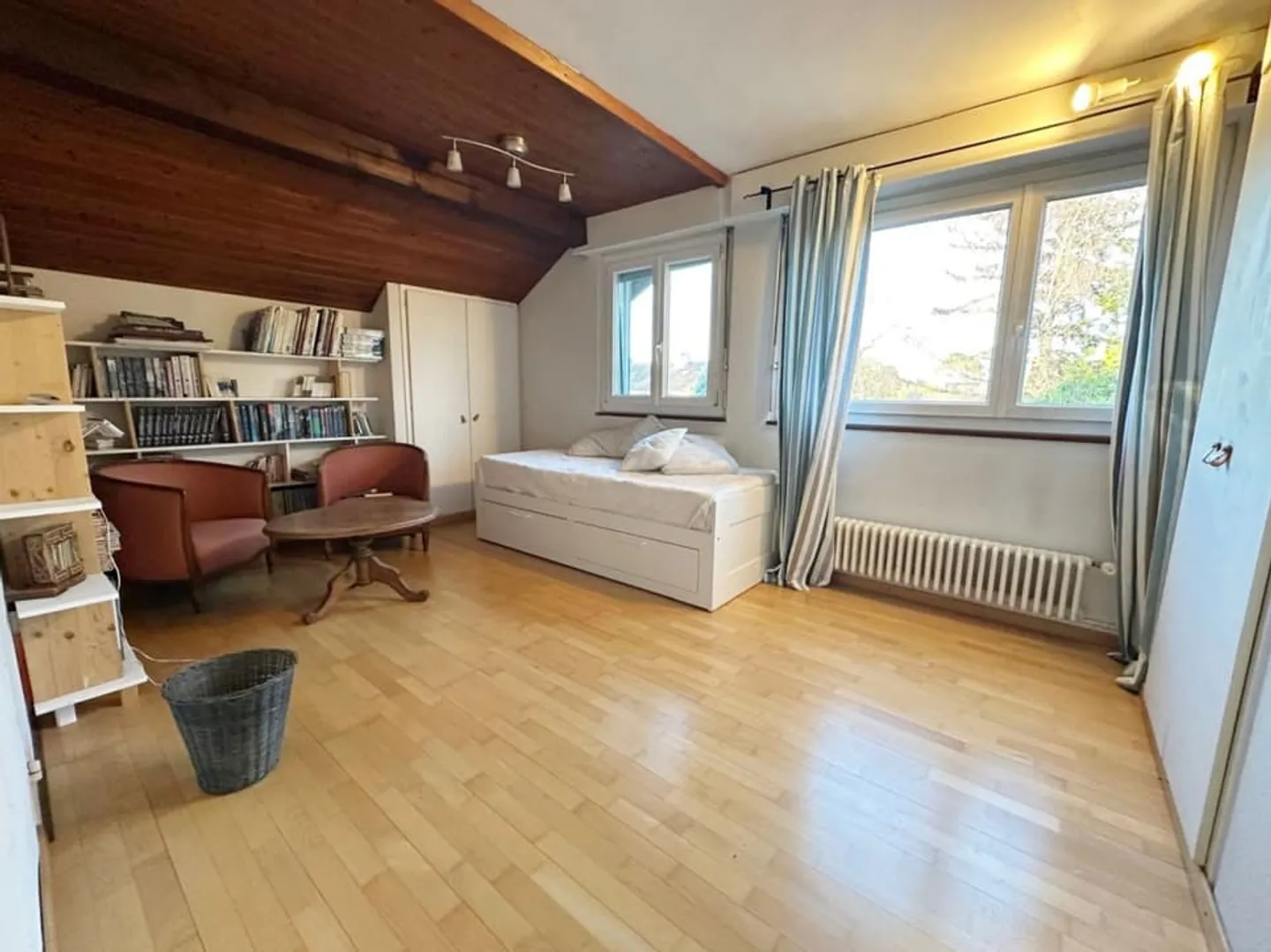 Schönes möbliertes Haus 1 Jahr / 5 Schlafzimmer / Garten und Pool - Foto 11 von 12