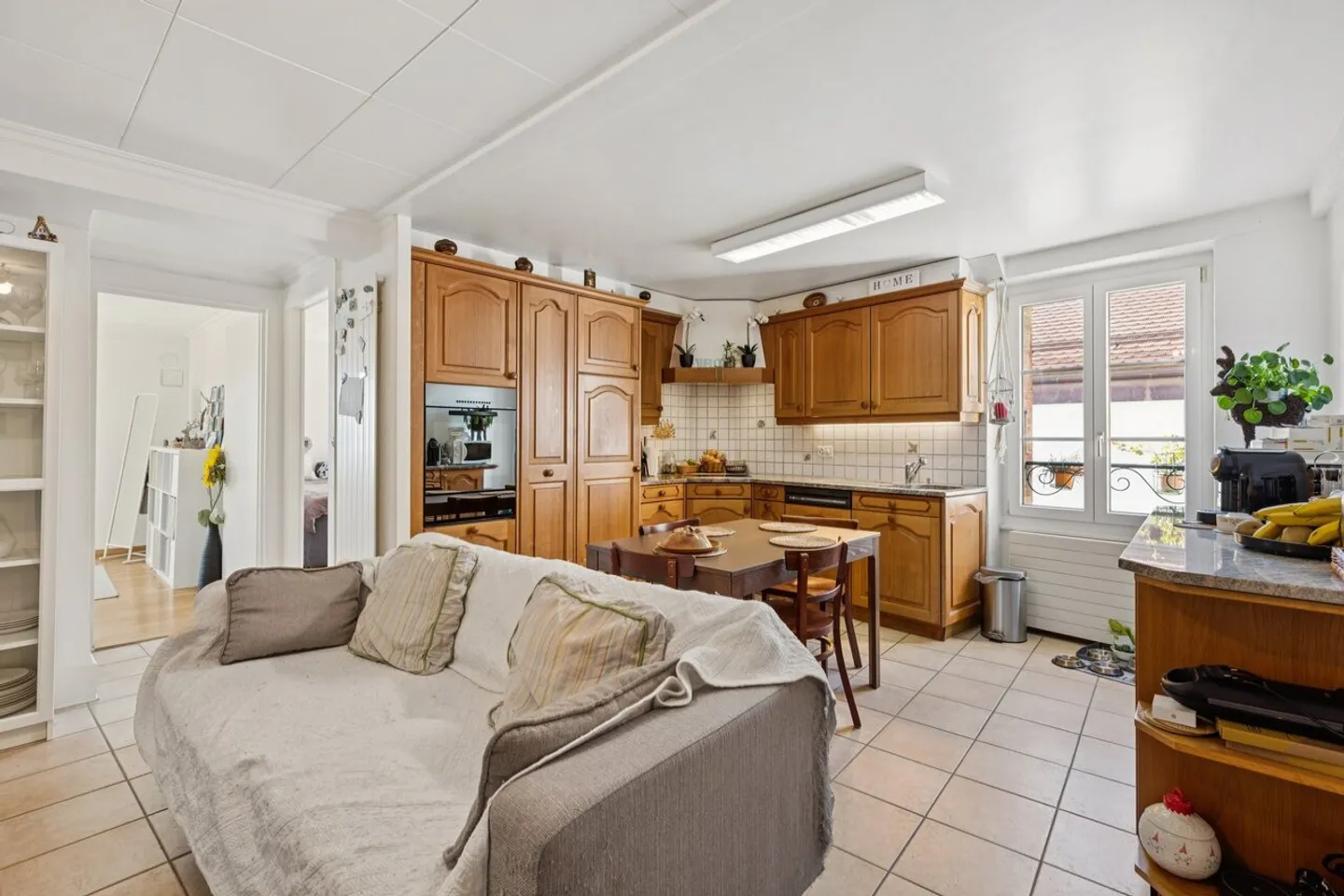 Immeuble de rendement composé de 3 appartements et un local - Photo 3 sur 13