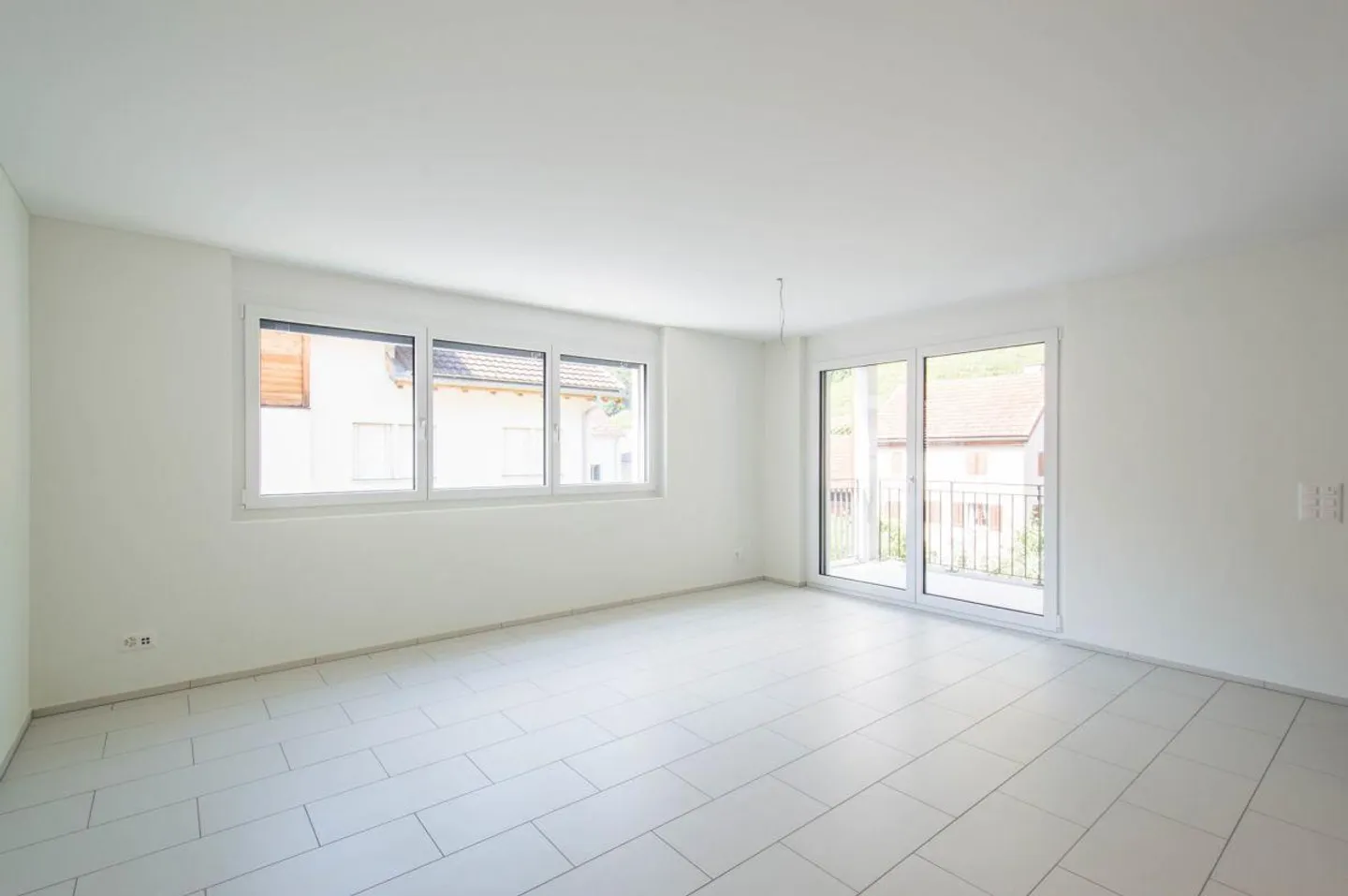 In the Sunny Fläsch: Nearly New Apartment with Great Expansion - Photo 5 of 15