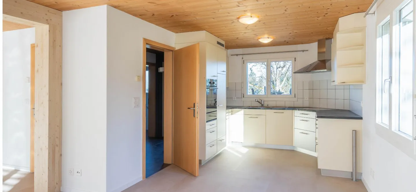 Maison de 4,5 pièces dans le vert - Photo 2 sur 13