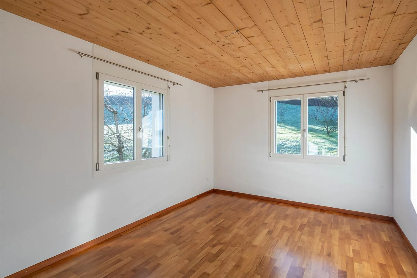 Maison de 4,5 pièces dans le vert - Photo 7 sur 13