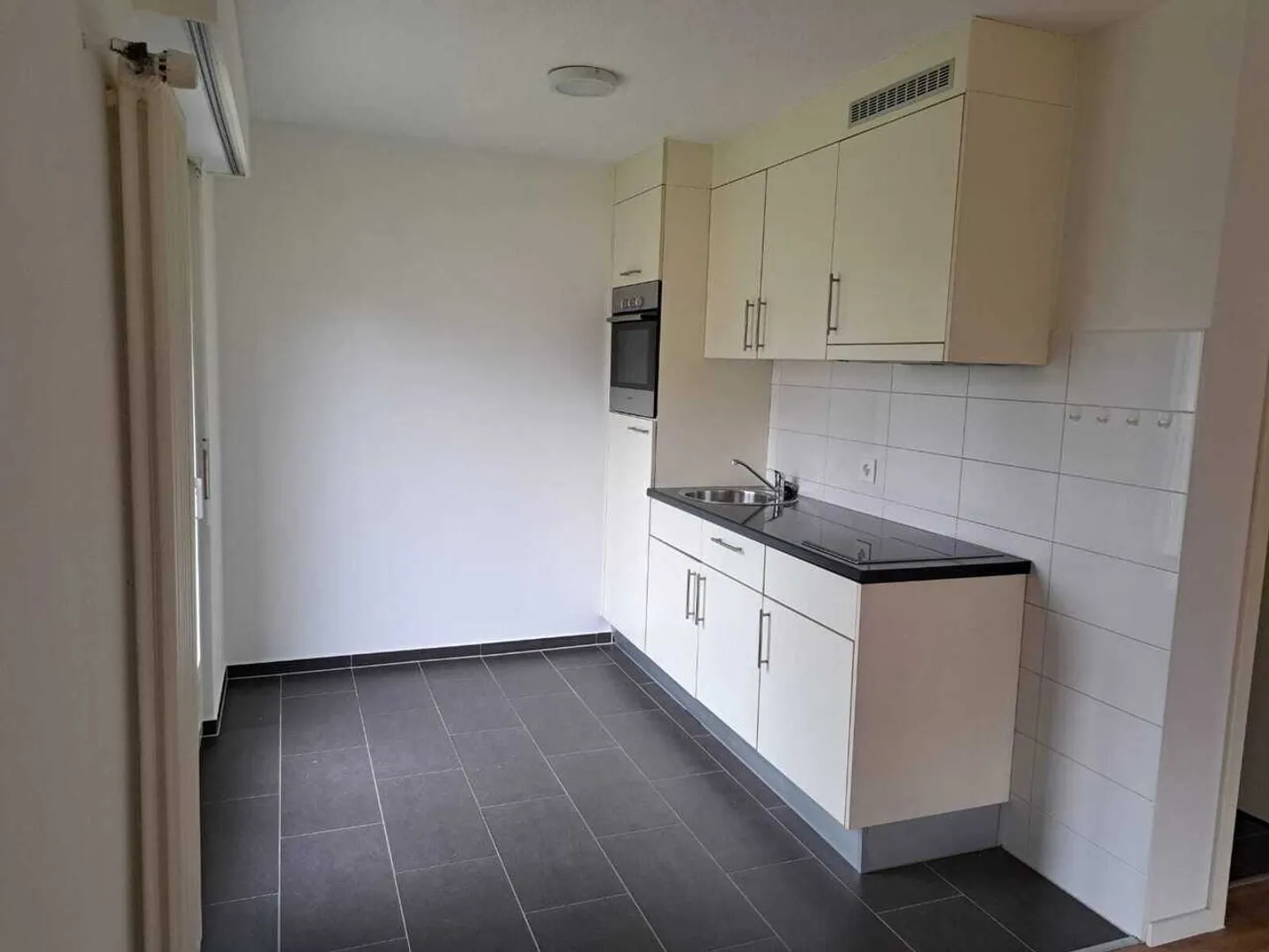 Renovierte Wohnung mit Balkon - Foto 2 von 7