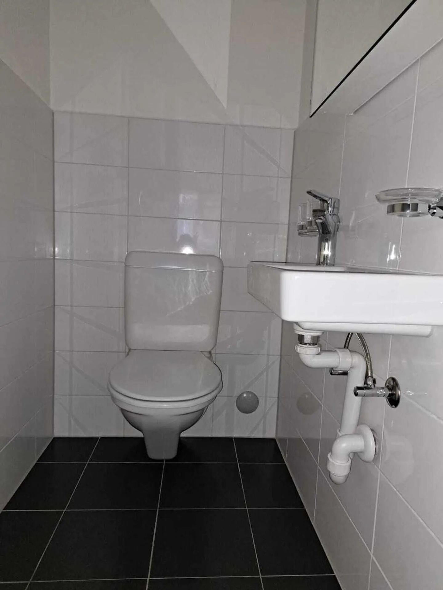 Renovierte Wohnung mit Balkon - Foto 7 von 7