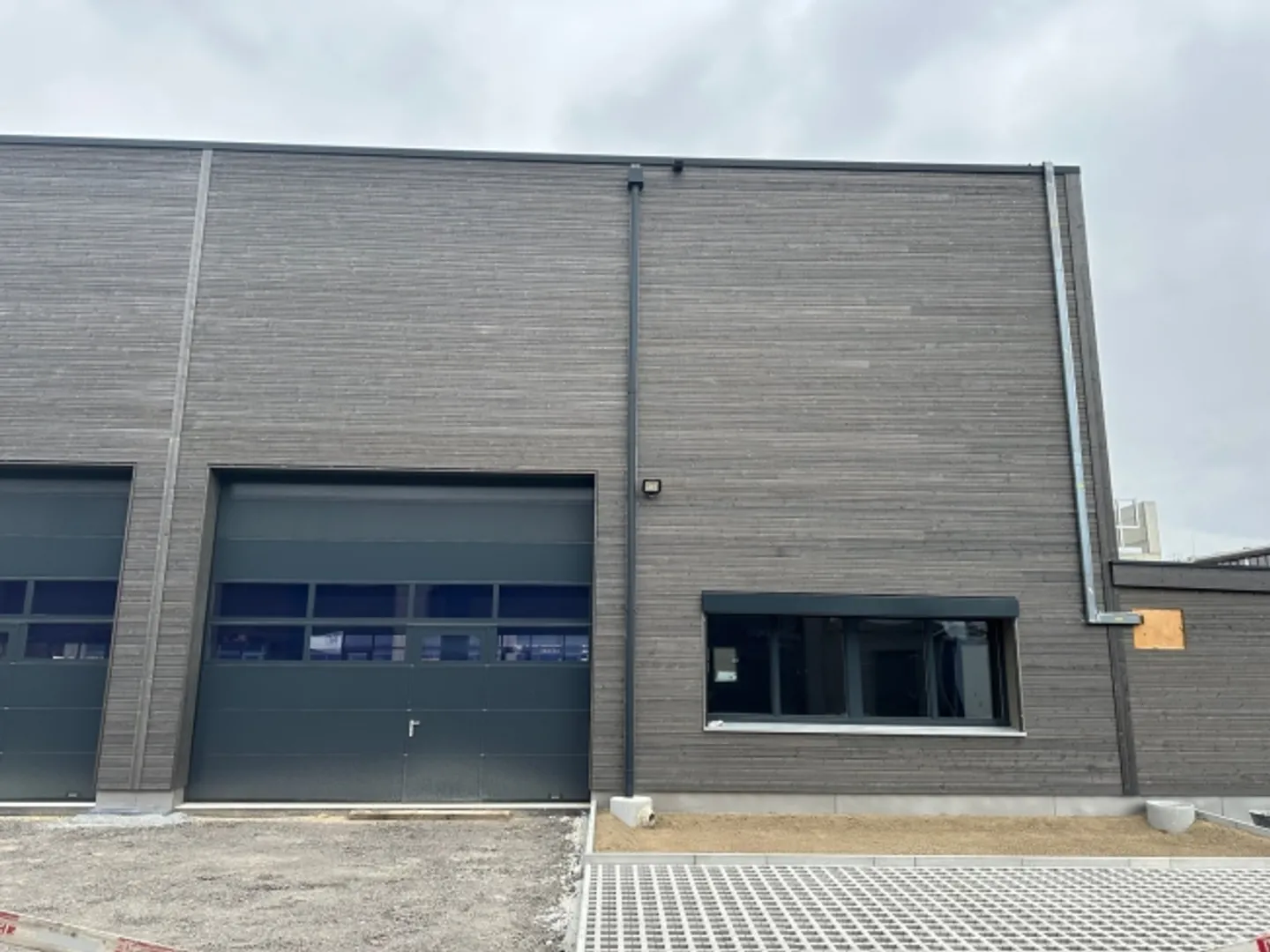 Moderna sala commerciale in affitto a Lyss! - Foto 2 di 4