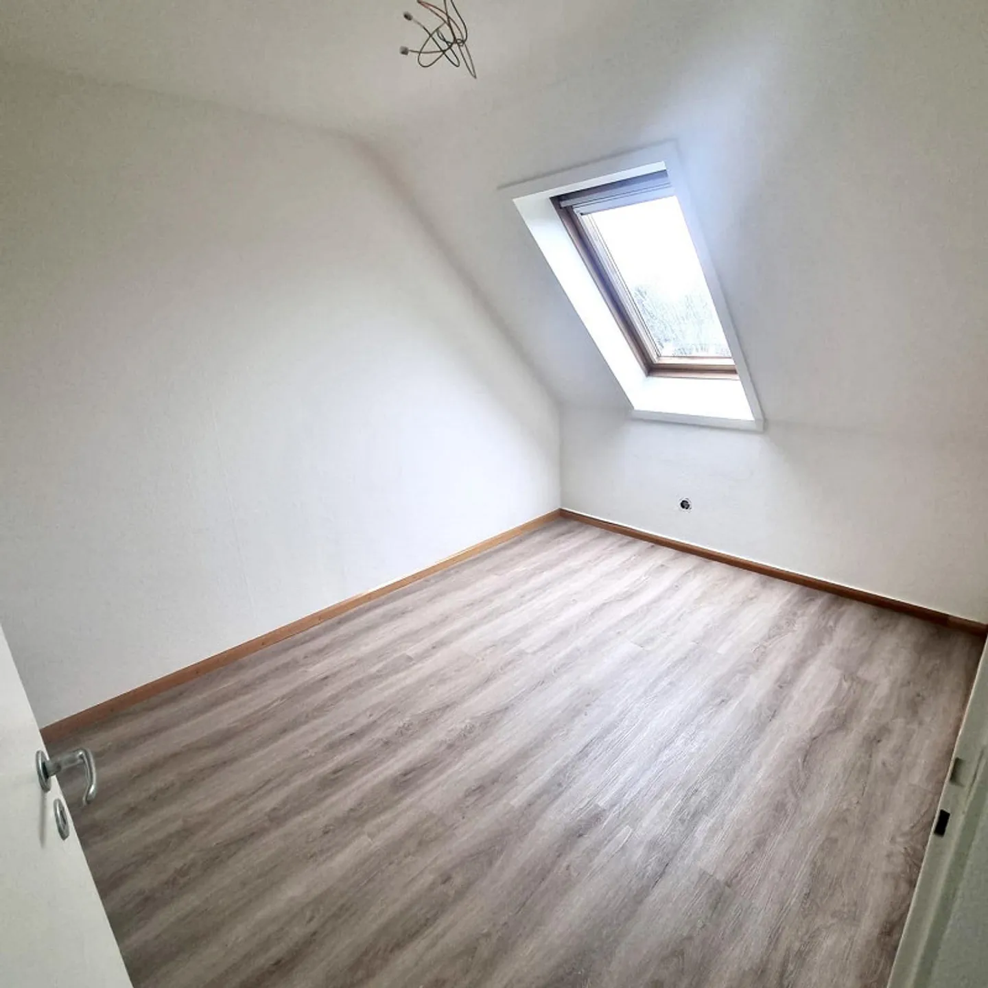 3-room attic apartment in Therwil - Photo 7 of 8