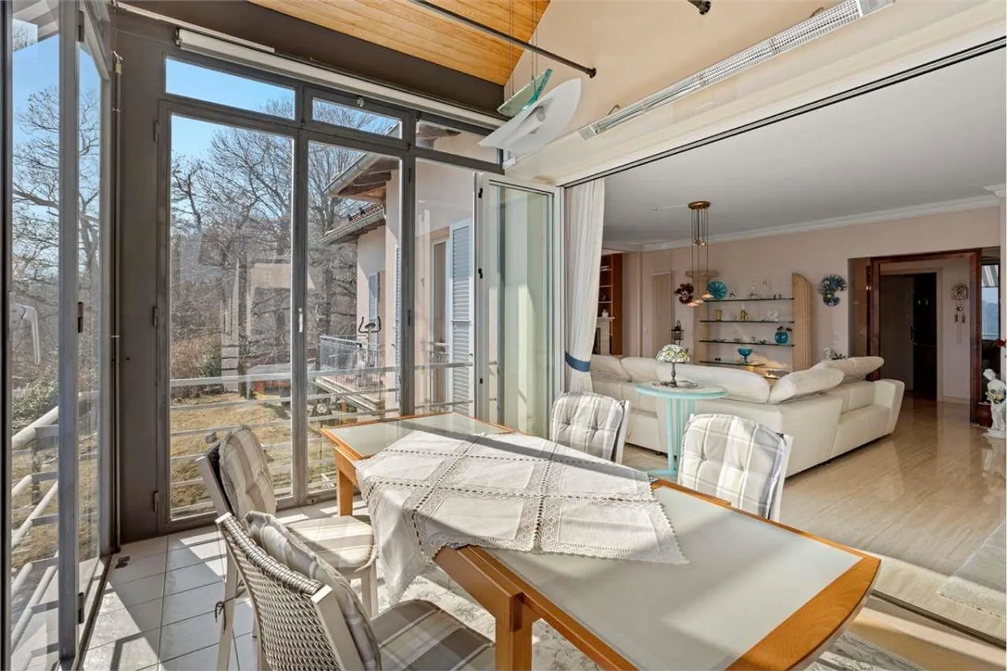 Attico esclusivo con vista lago - Foto 7 di 13