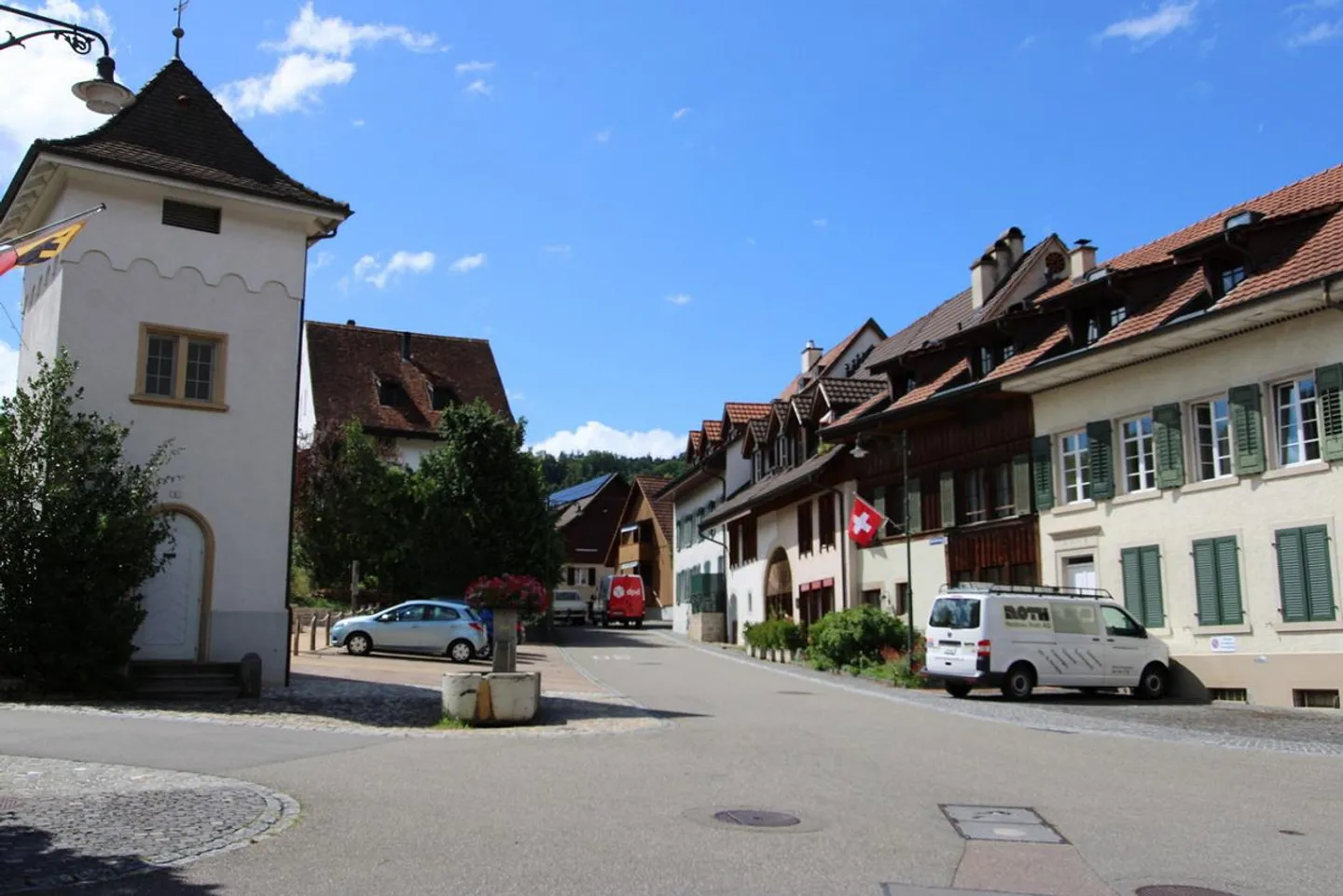 Immeuble résidentiel à vendre - Photo 2 sur 11