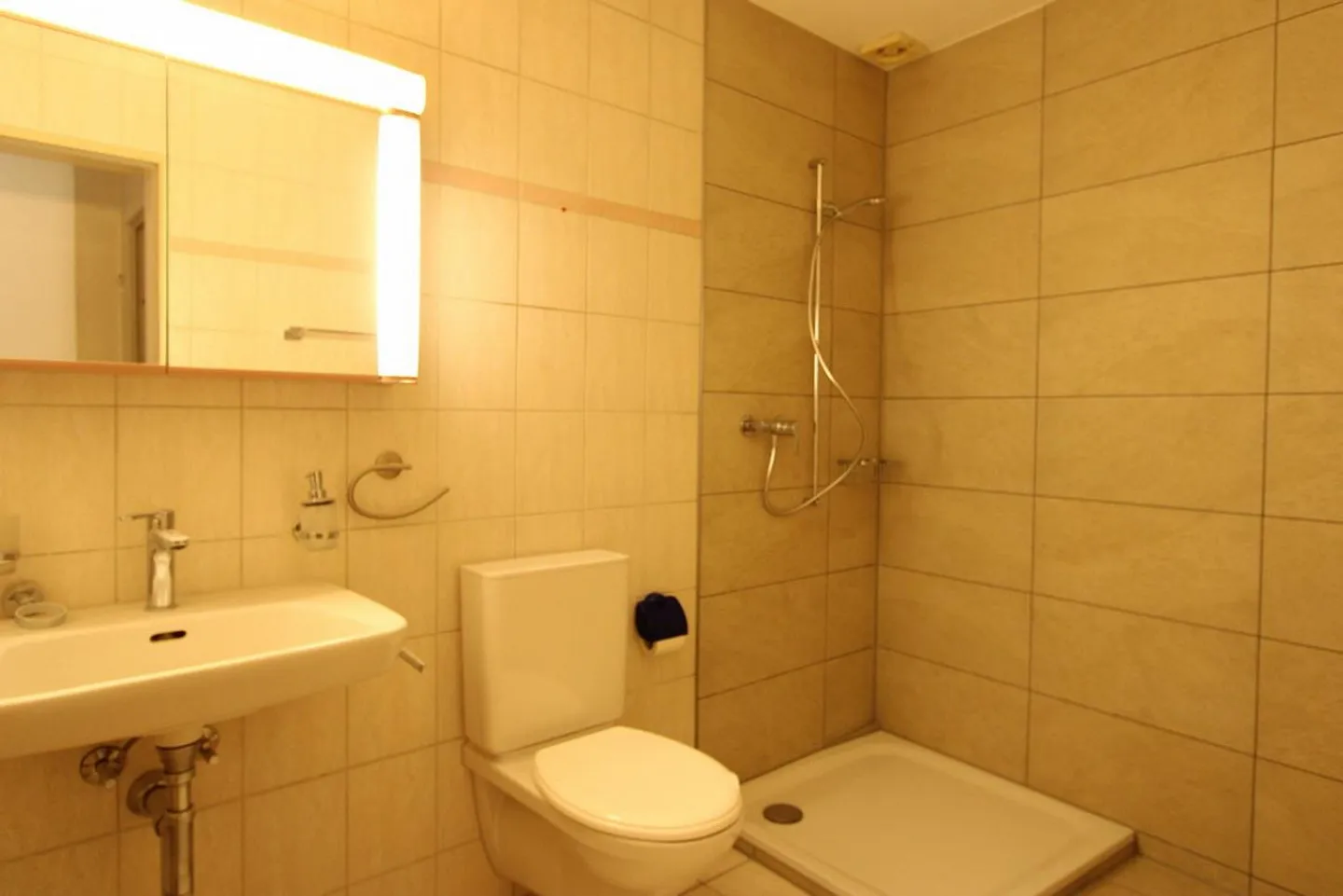 Immeuble résidentiel à vendre - Photo 8 sur 11