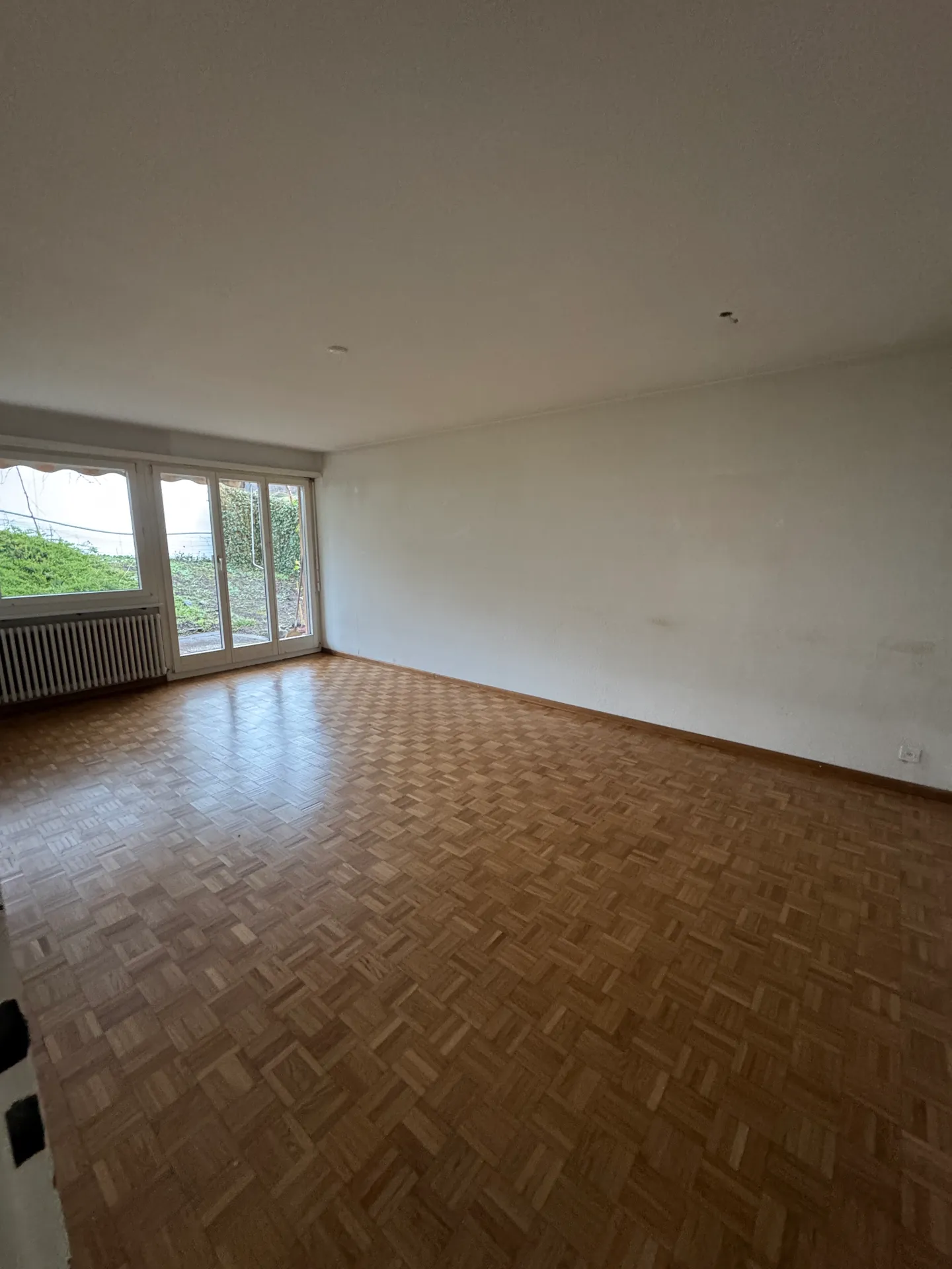 Appartement spacieux avec jardin - Photo 3 sur 3