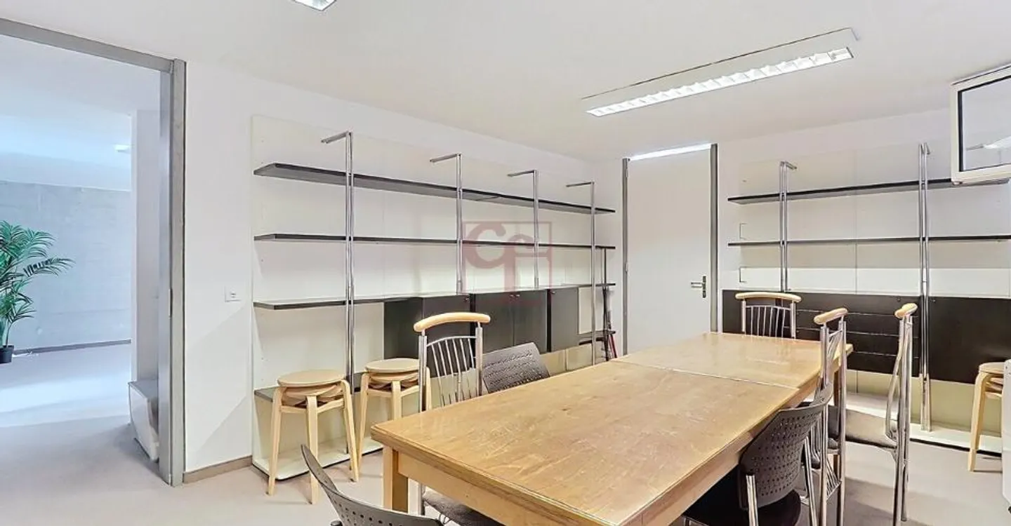 Commercial space for rent - Photo 6 of 11