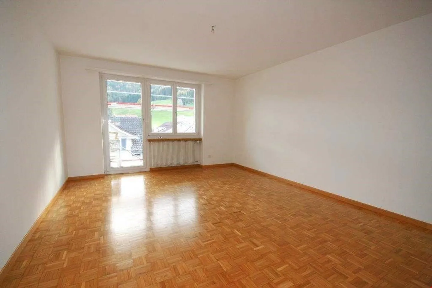 Cozy 4.5-room apartment in a quiet residential area - Photo 2 of 5