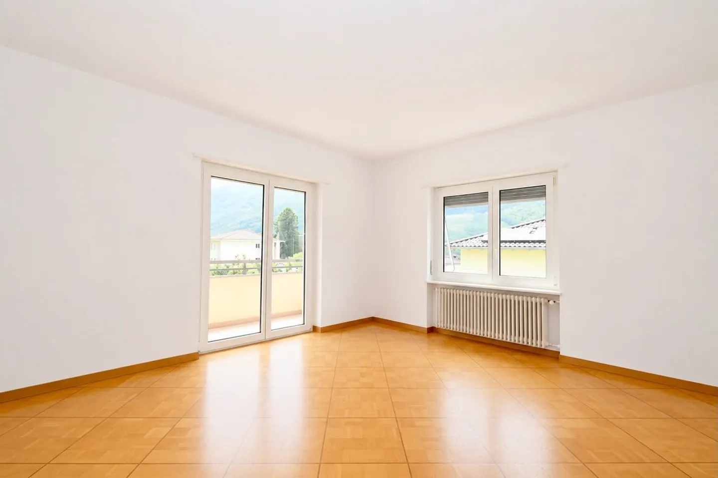 Eigentum mit 3 Wohnungen und Baupotenzial - Foto 13 von 23