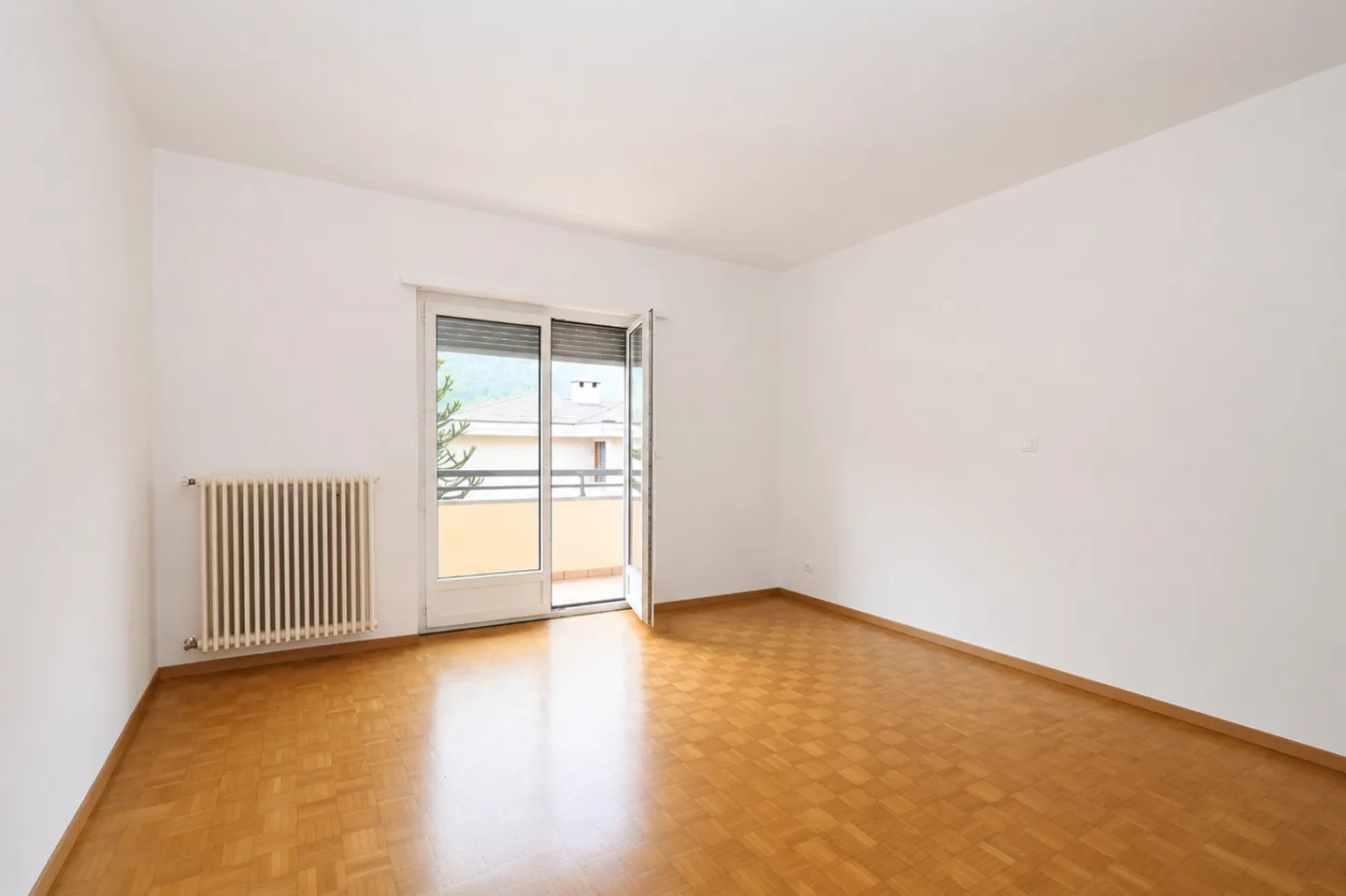 Eigentum mit 3 Wohnungen und Baupotenzial - Foto 14 von 23