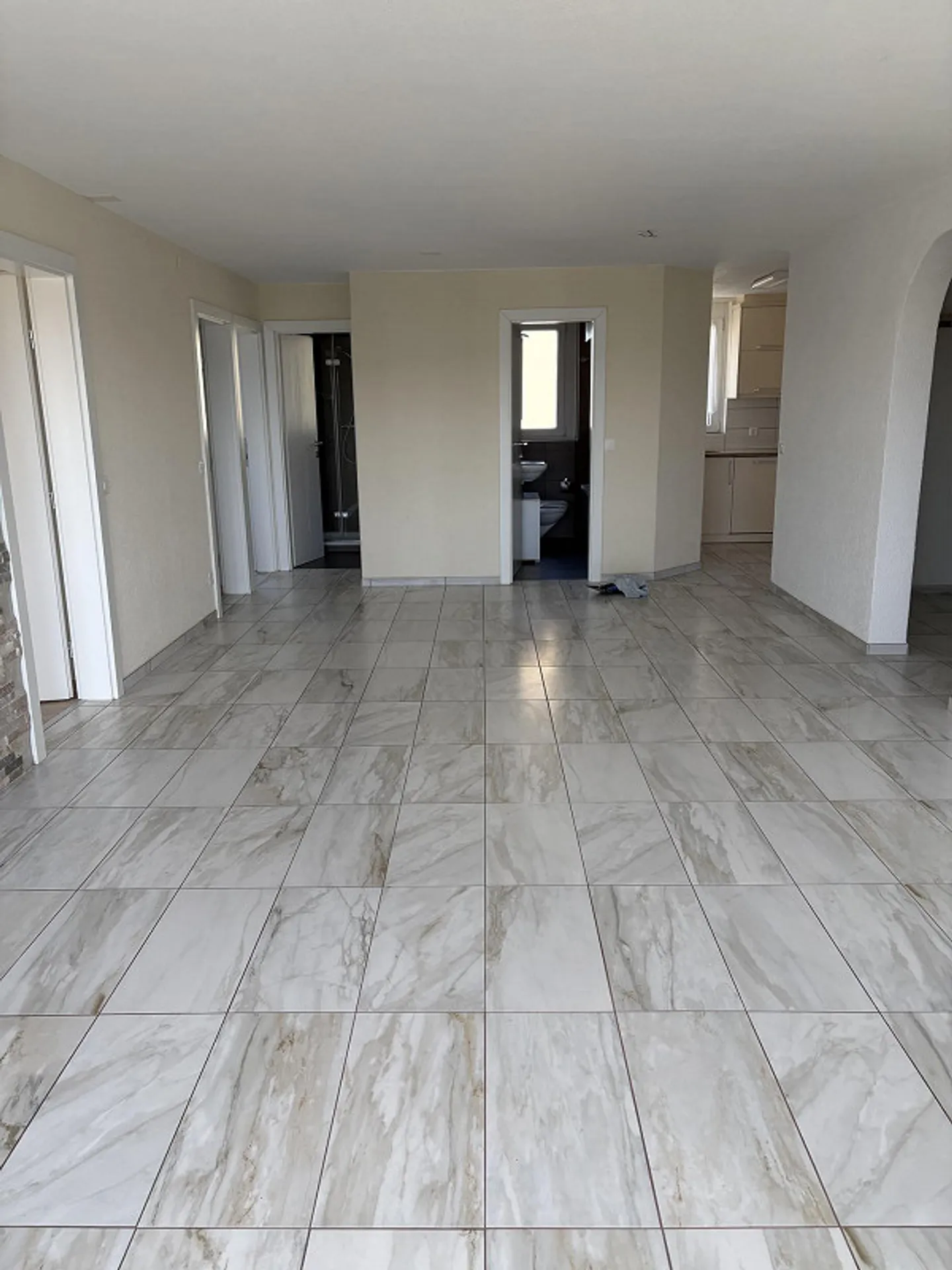 Wohnung 4.5 - Foto 1 von 17