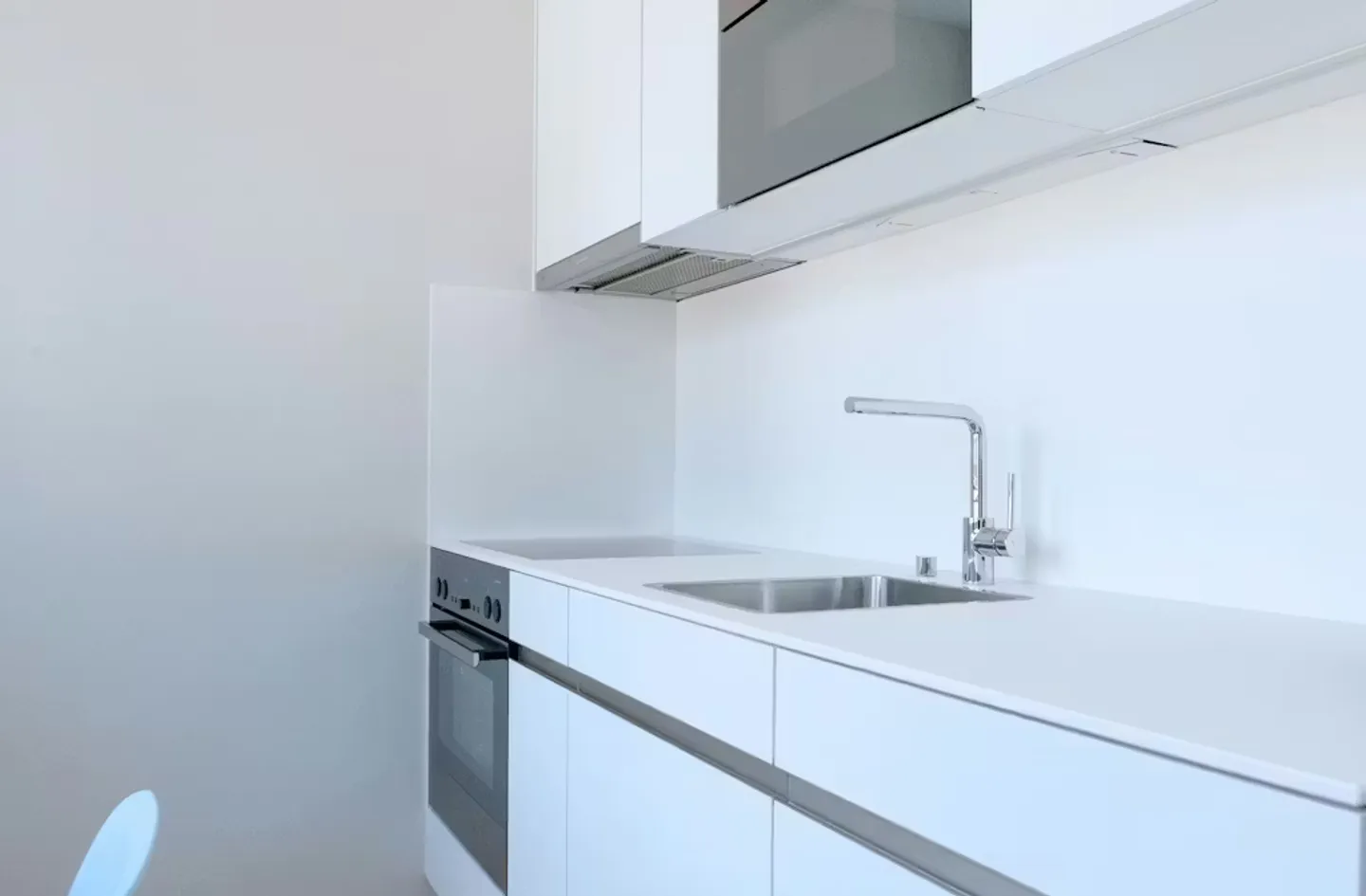 Charming Apartment in Basel - Photo 3 of 9