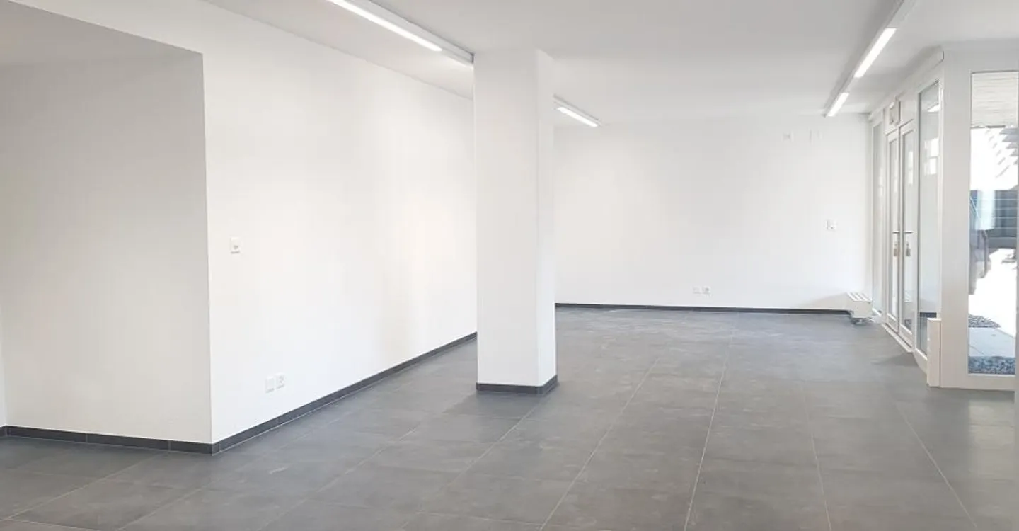 Commercial Space for Rent - Photo 4 of 18