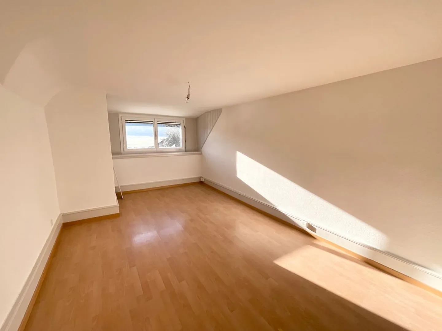 Bel appartement de 3 pièces rénové - Photo 1 sur 4