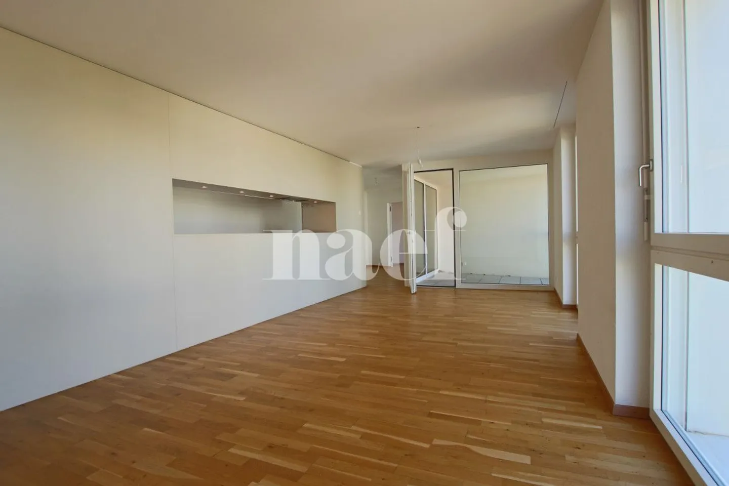 Sur le plateau de Boudry, près de la gare - Photo 4 sur 10