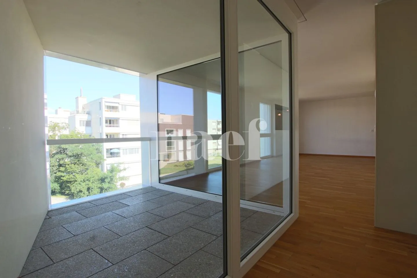 Sur le plateau de Boudry, près de la gare - Photo 9 sur 10