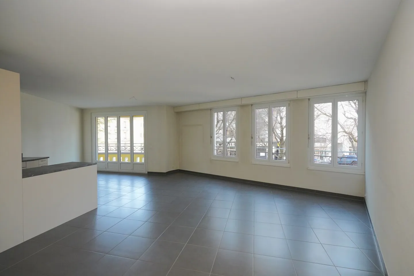 4,5-ZIMMER-WOHNUNG IM ZENTRUM VON SIERRE - Foto 5 von 13