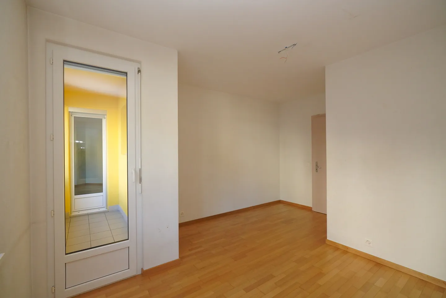 4,5-ZIMMER-WOHNUNG IM ZENTRUM VON SIERRE - Foto 10 von 13