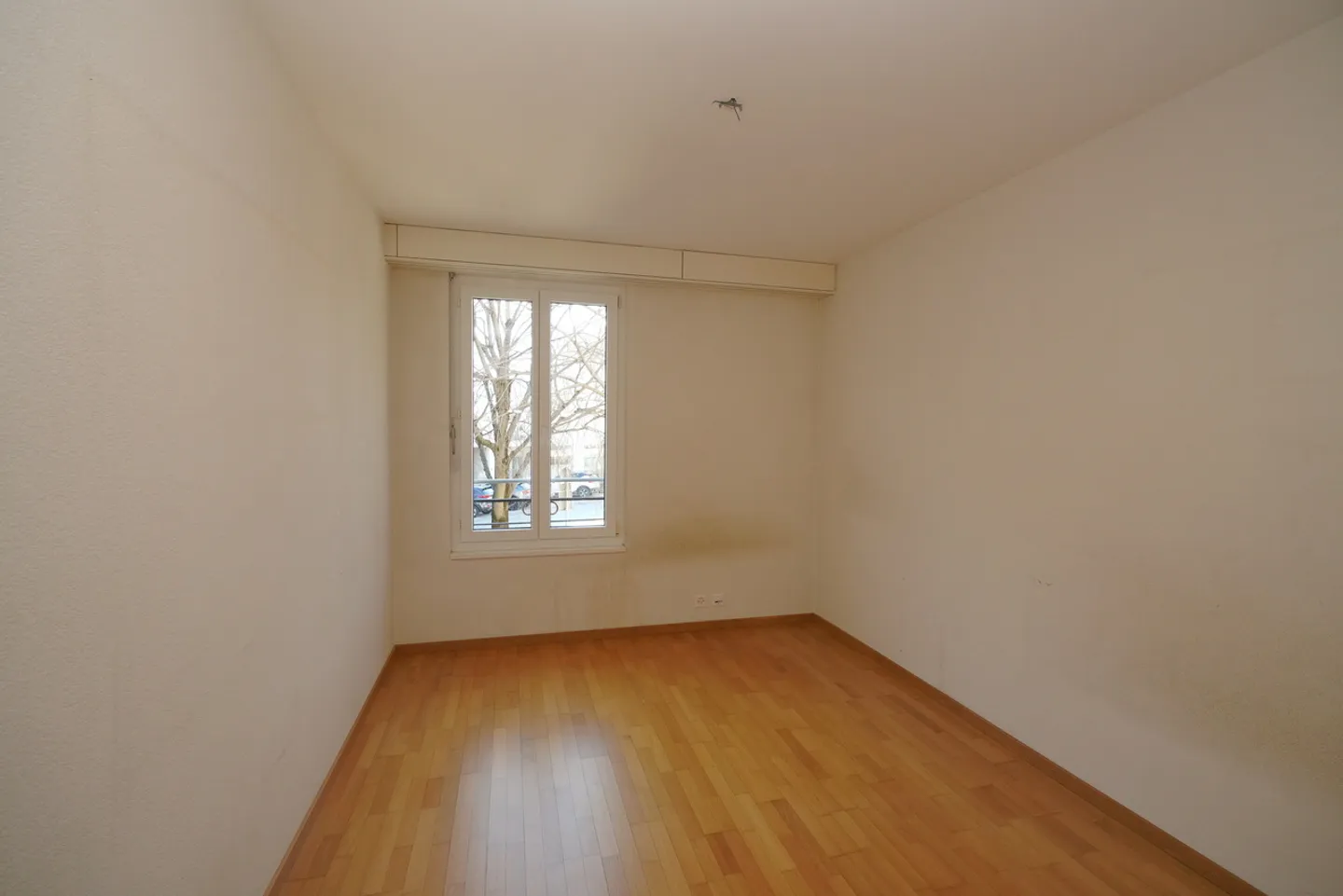 4,5-ZIMMER-WOHNUNG IM ZENTRUM VON SIERRE - Foto 11 von 13