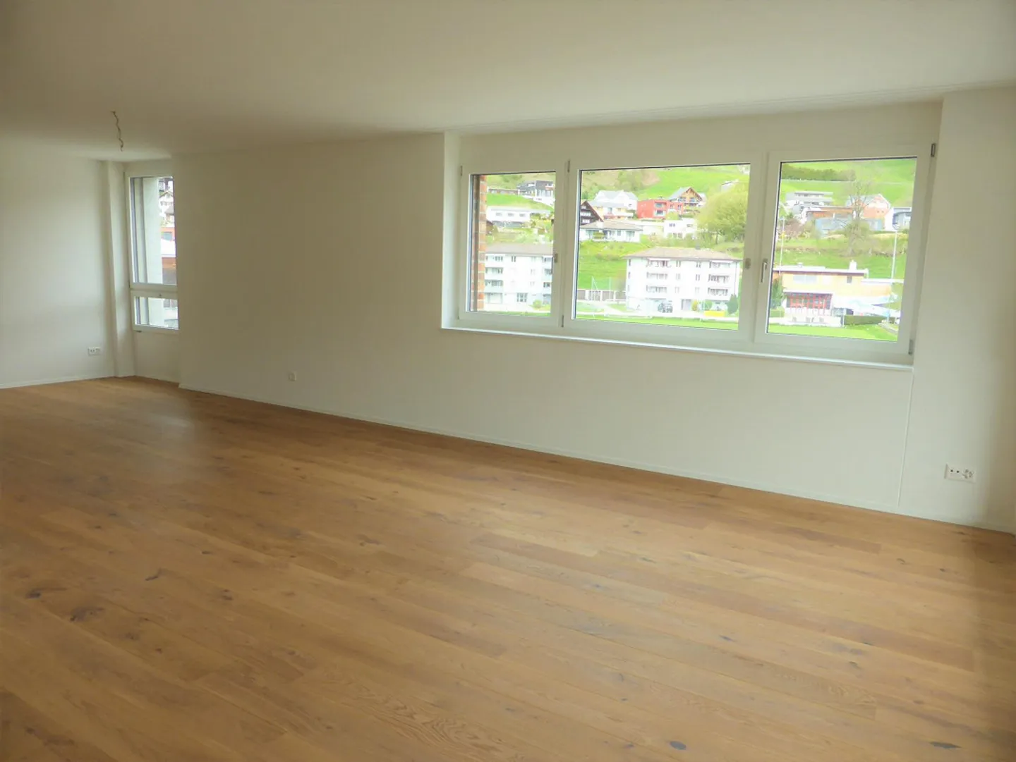 Gillpark Zentrum 4.5 Zimmer-Wohnung, A3.3 - Foto 3 von 12