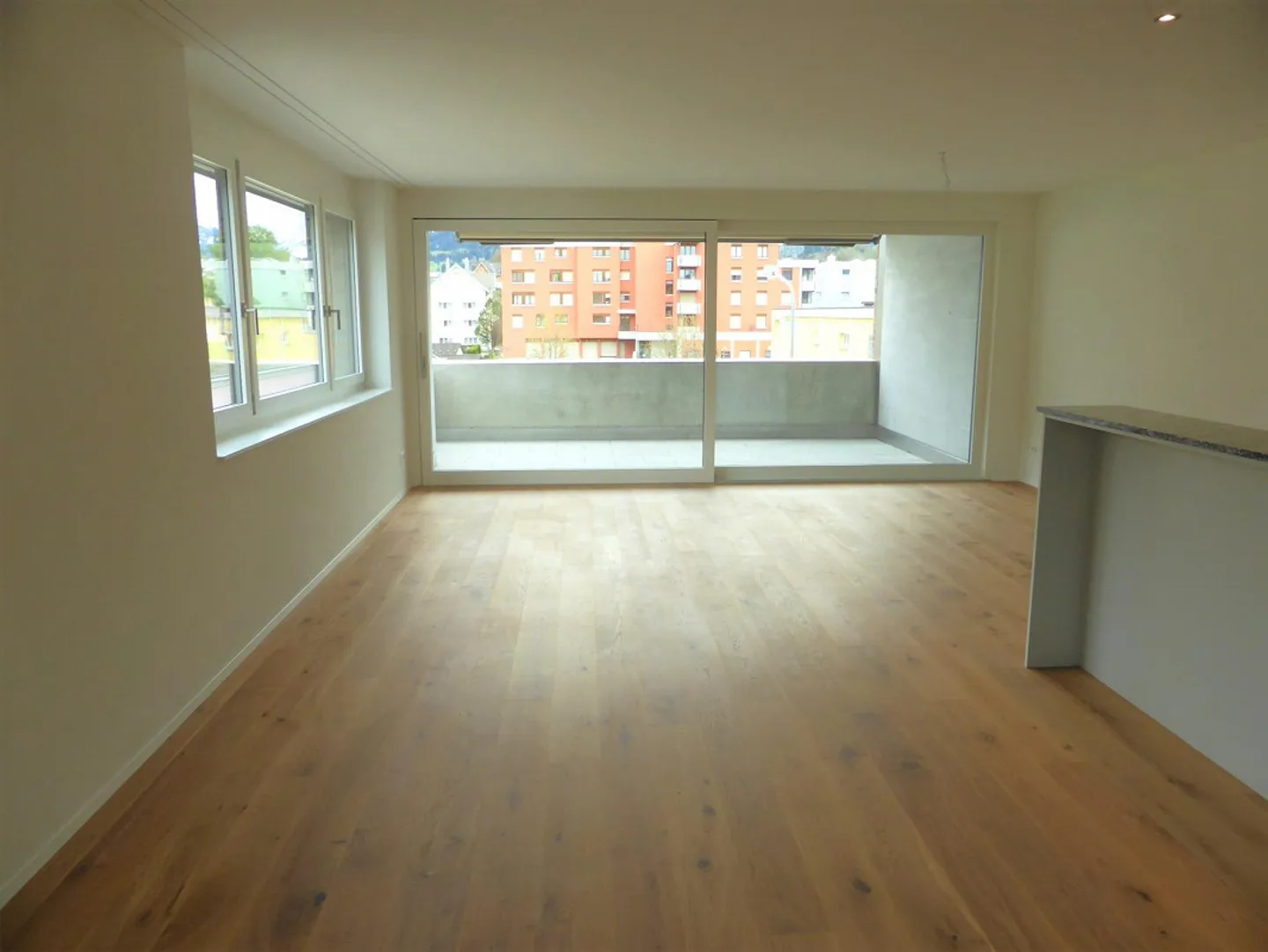 Gillpark Zentrum 4.5 Zimmer-Wohnung, A3.3 - Foto 2 von 12