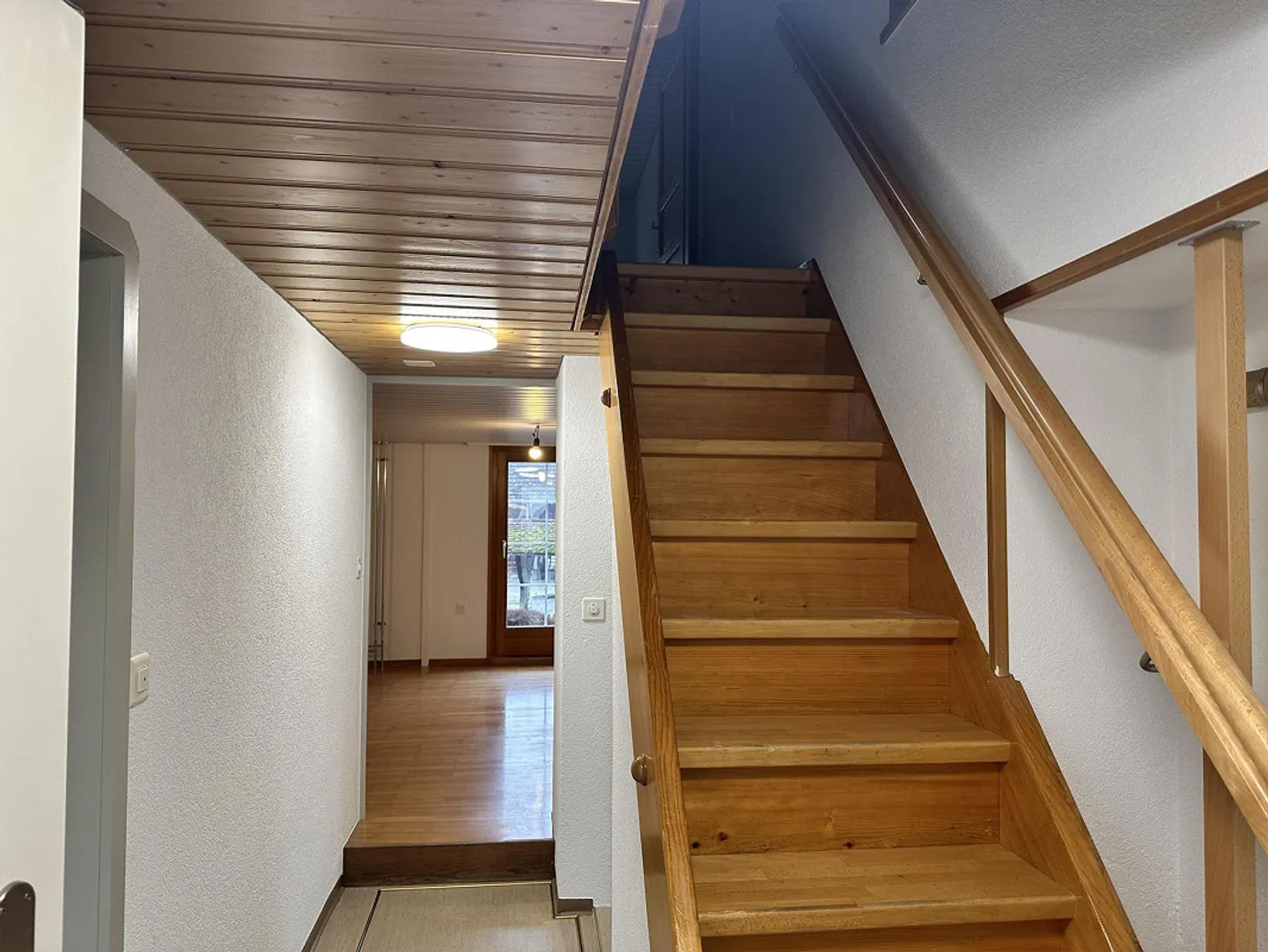 Charmante 4.5-Zimmer-Doppelhaushälfte - Foto 8 von 13