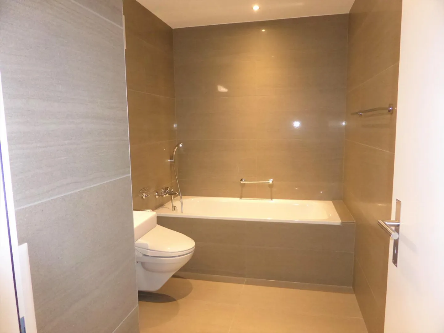 Gillpark Zentrum 4.5 Zimmer-Wohnung, A3.3 - Foto 9 von 12