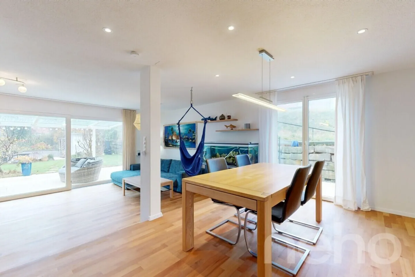 Sustainable 6½-room corner townhouse with a view of Pilatus - Photo 5 of 12