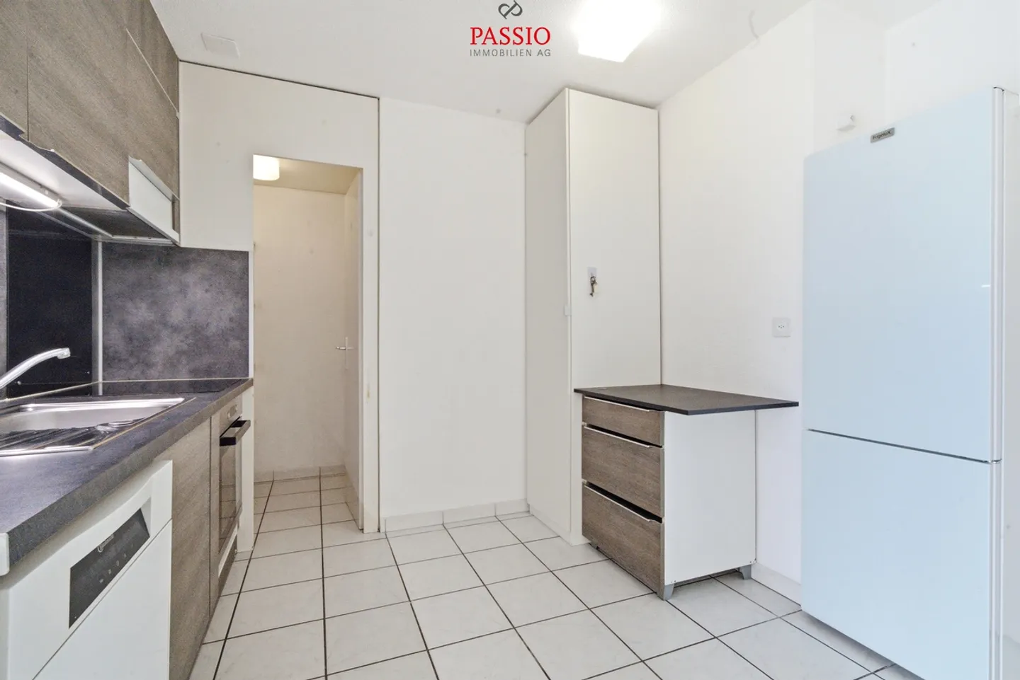 Charming 2.5-Room Apartment - Photo 4 of 19