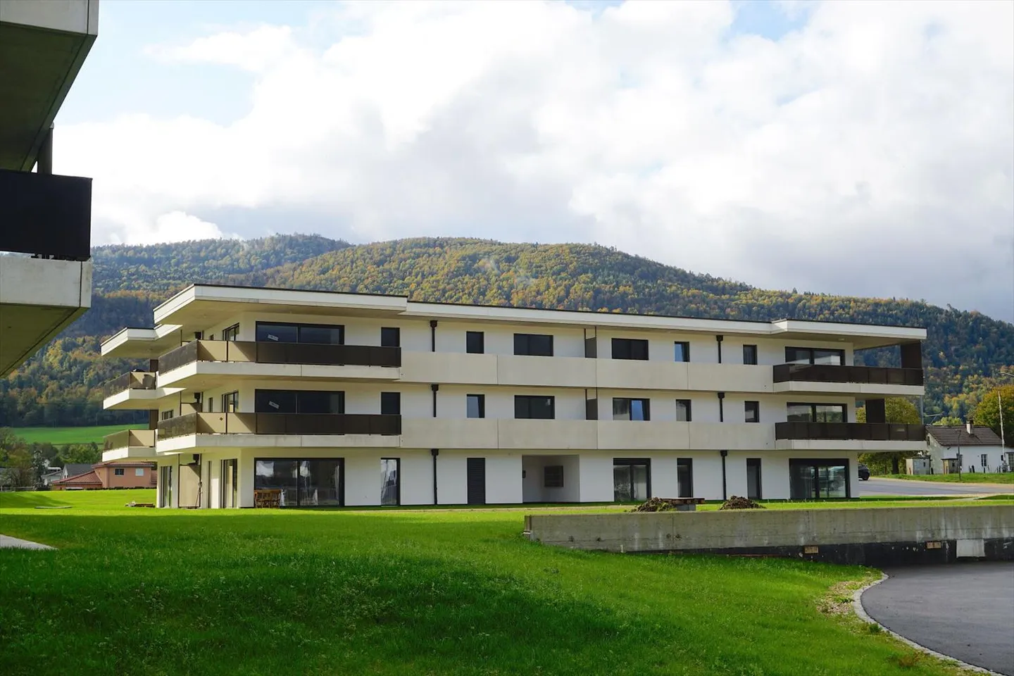 Appartamento di 4,5 locali - Superficie netta di 100 m2 - Terrazza di 45 m2 - orientato a sud-sud/est - Foto 11 di 12