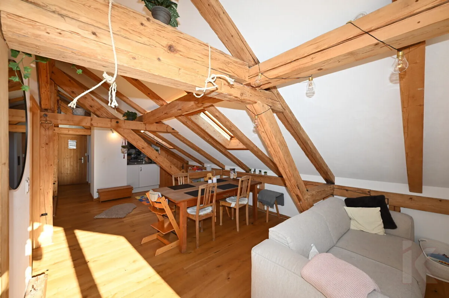 Charmante 4.5-Zimmer Attique - Foto 6 von 13