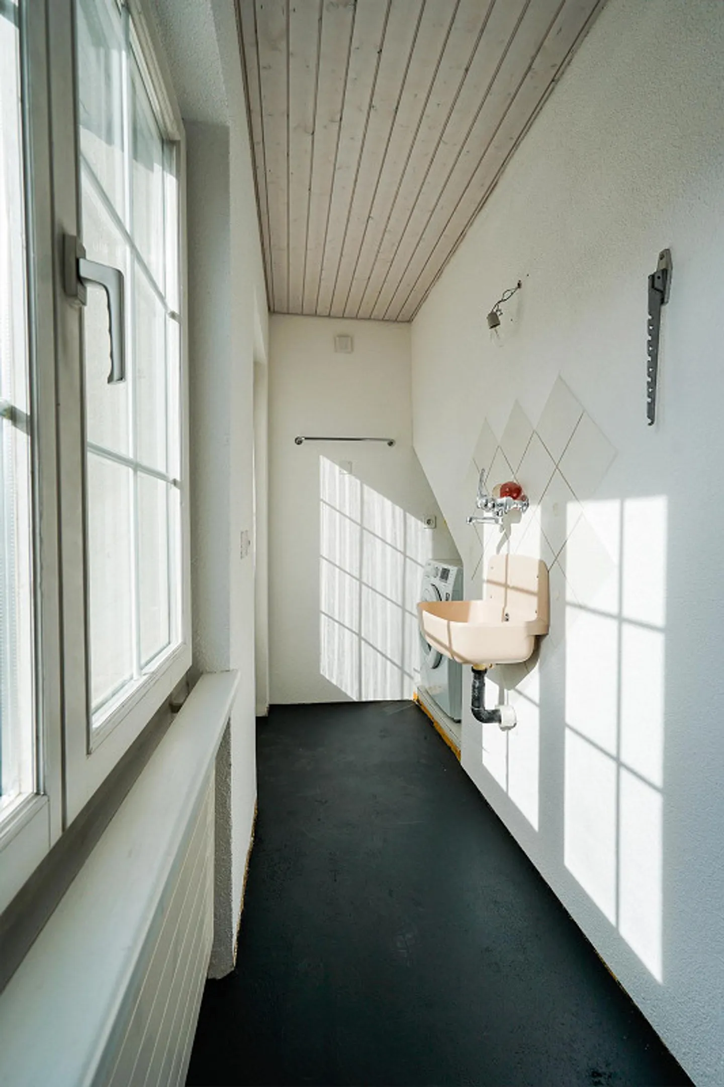 Attic apartment with many extras in a quiet location for rent - Photo 13 of 18