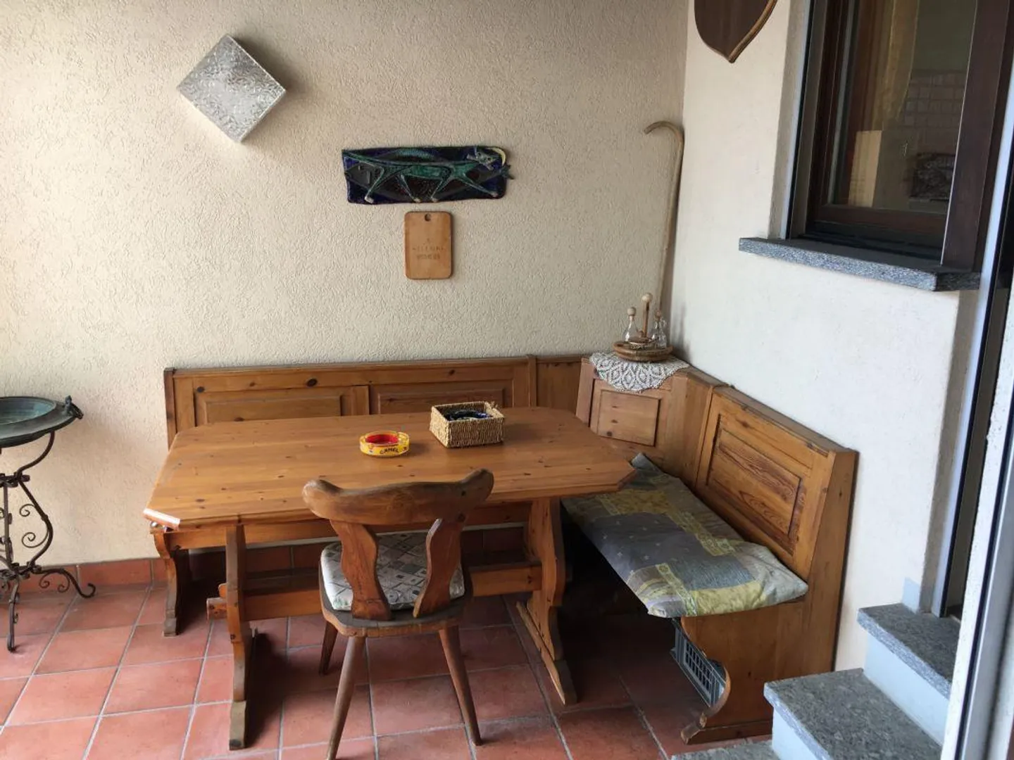 Bella casa a schiera con 8,5 stanze, piscina e vista mozzafiato - Foto 8 di 15