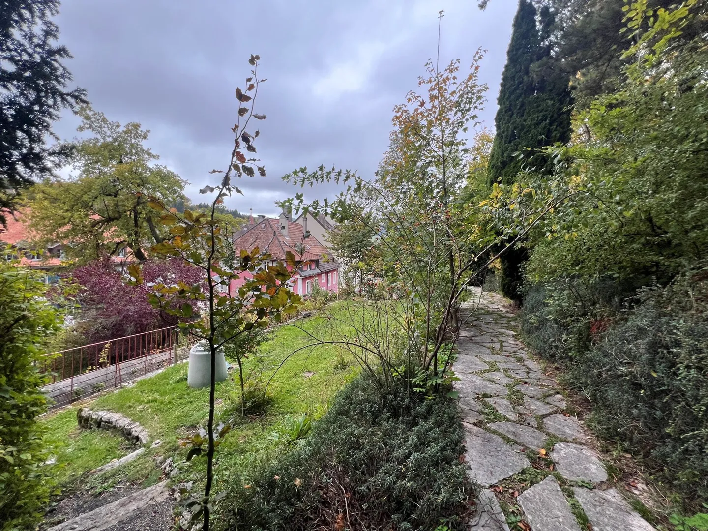 Appartement avec 5 pièces au 2ème étage - Photo 1 sur 7