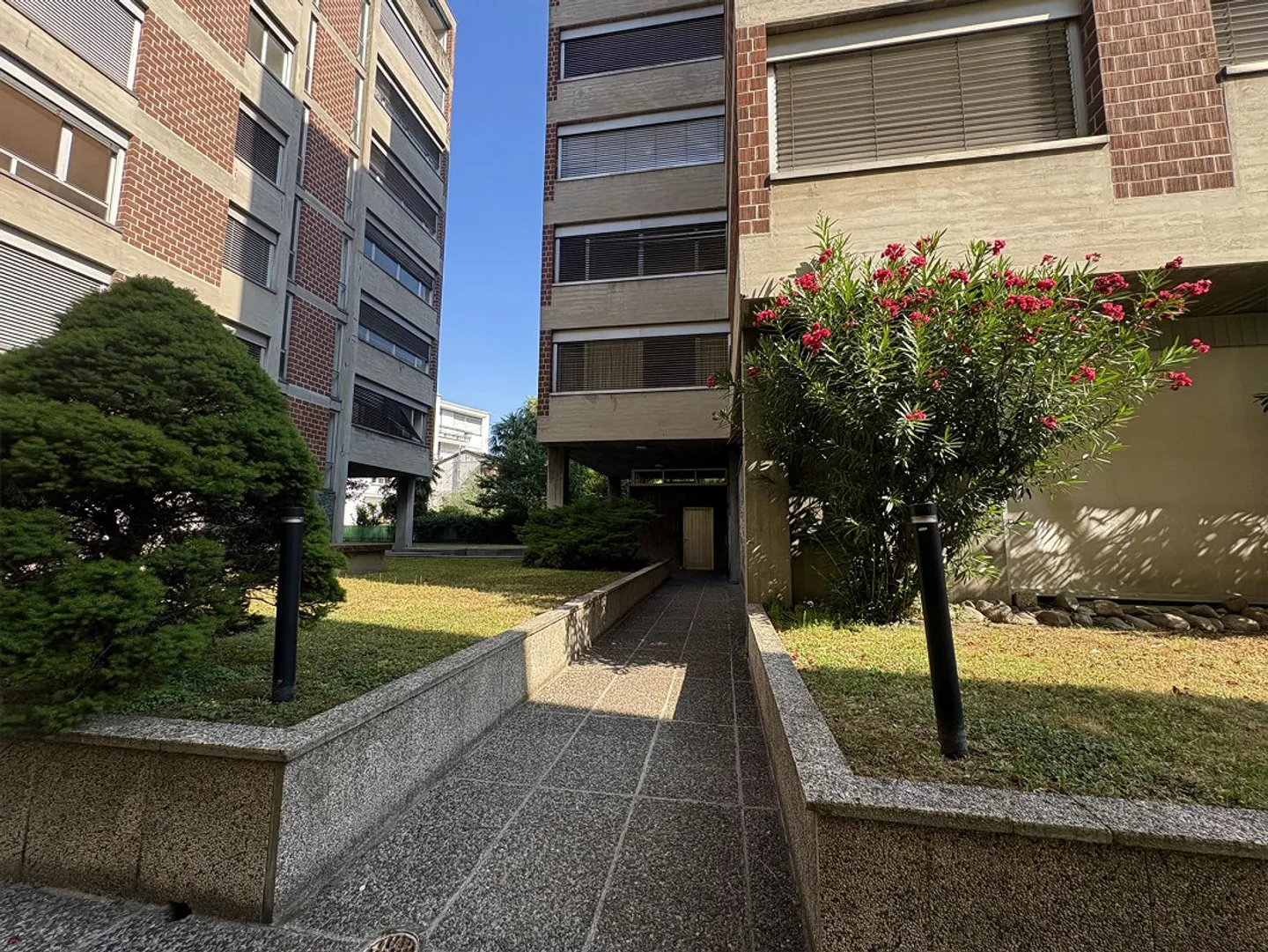 1.5-room apartment – Chiasso center - Photo 3 of 7